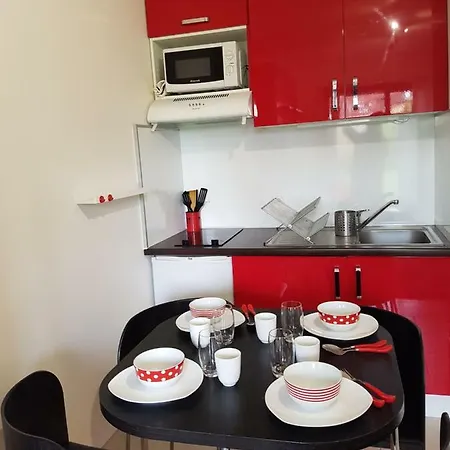 Apartmán 2 Pieces Rez-de-jardin A 2 Pas De La Et De La Thalasso *
